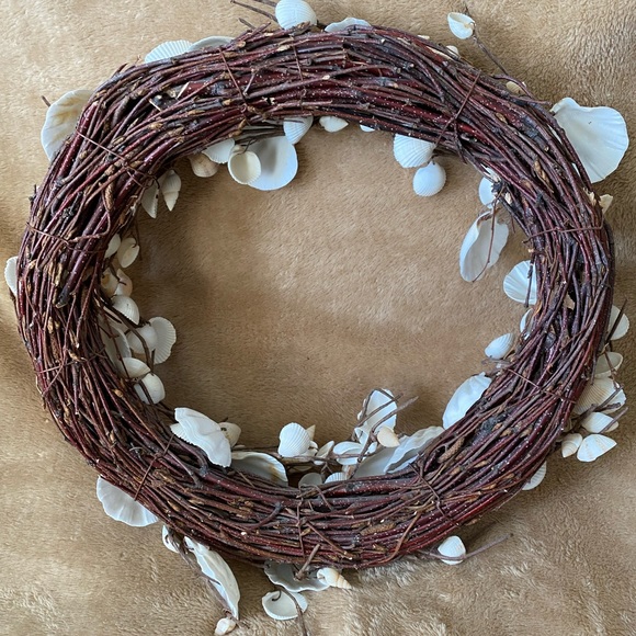 Shell wreath - Picture 2 of 2